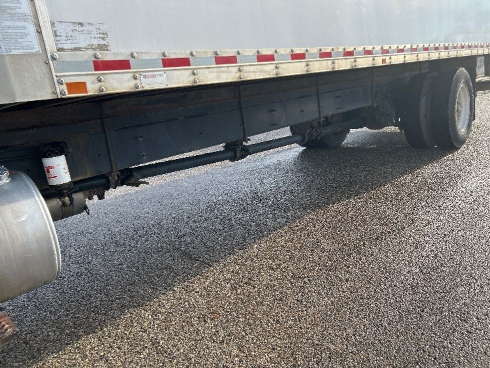 Medium Duty Box Truck-Light and Medium Duty Trucks-International-2019-4300-Lansing-MI-275,181\n\t\tmiles-$ 27,000 - Image 5