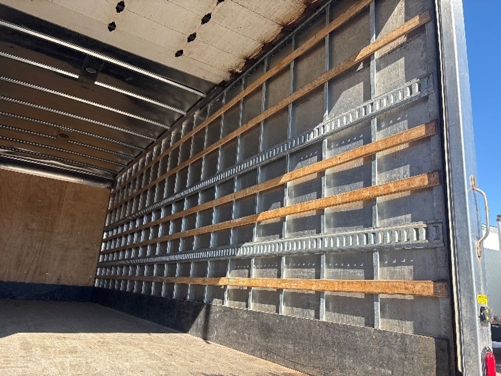 Medium Duty Box Truck-Light and Medium Duty Trucks-International-2019-4300-Lansing-MI-302,973\n\t\tmiles-$ 23,500 - Image 12