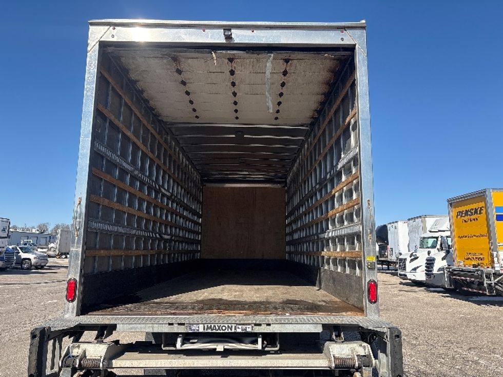 Medium Duty Box Truck-Light and Medium Duty Trucks-International-2019-4300-Lansing-MI-302,973\n\t\tmiles-$ 23,500 - Image 8