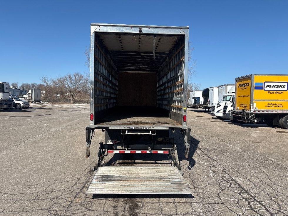 Medium Duty Box Truck-Light and Medium Duty Trucks-International-2019-4300-Lansing-MI-302,973\n\t\tmiles-$ 23,500 - Image 9