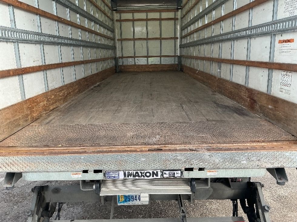 Medium Duty Box Truck-Light and Medium Duty Trucks-International-2019-4300-Lexington-KY-244,436\n\t\tmiles-$ 30,250 - Image 10