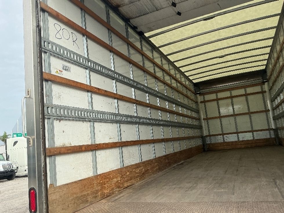 Medium Duty Box Truck-Light and Medium Duty Trucks-International-2019-4300-Lexington-KY-244,436\n\t\tmiles-$ 30,250 - Image 11