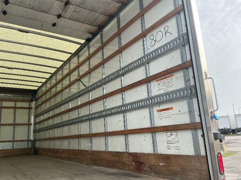Medium Duty Box Truck-Light and Medium Duty Trucks-International-2019-4300-Lexington-KY-244,436\n\t\tmiles-$ 30,250 - Image 12