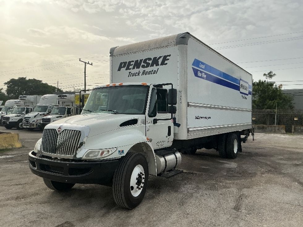 Medium Duty Box Truck-Light and Medium Duty Trucks-International-2019-4300-Lexington-KY-244,436\n\t\tmiles-$ 30,250 - Image 3