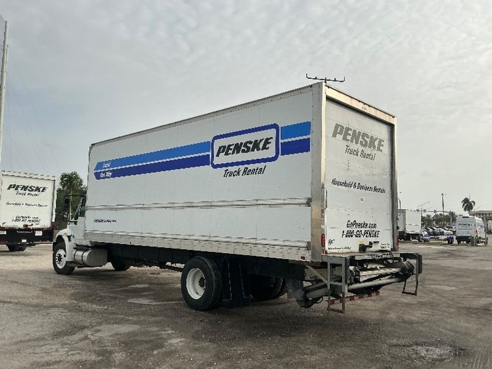 Medium Duty Box Truck-Light and Medium Duty Trucks-International-2019-4300-Lexington-KY-244,436\n\t\tmiles-$ 30,250 - Image 6