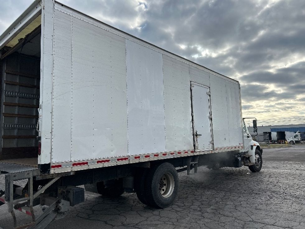 Medium Duty Box Truck-Light and Medium Duty Trucks-International-2019-4300-Liverpool-NY-328,978\n\t\tmiles-$ 20,000 - Image 13
