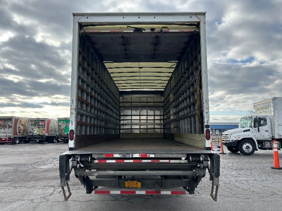Medium Duty Box Truck-Light and Medium Duty Trucks-International-2019-4300-Liverpool-NY-328,978\n\t\tmiles-$ 20,000 - Image 8