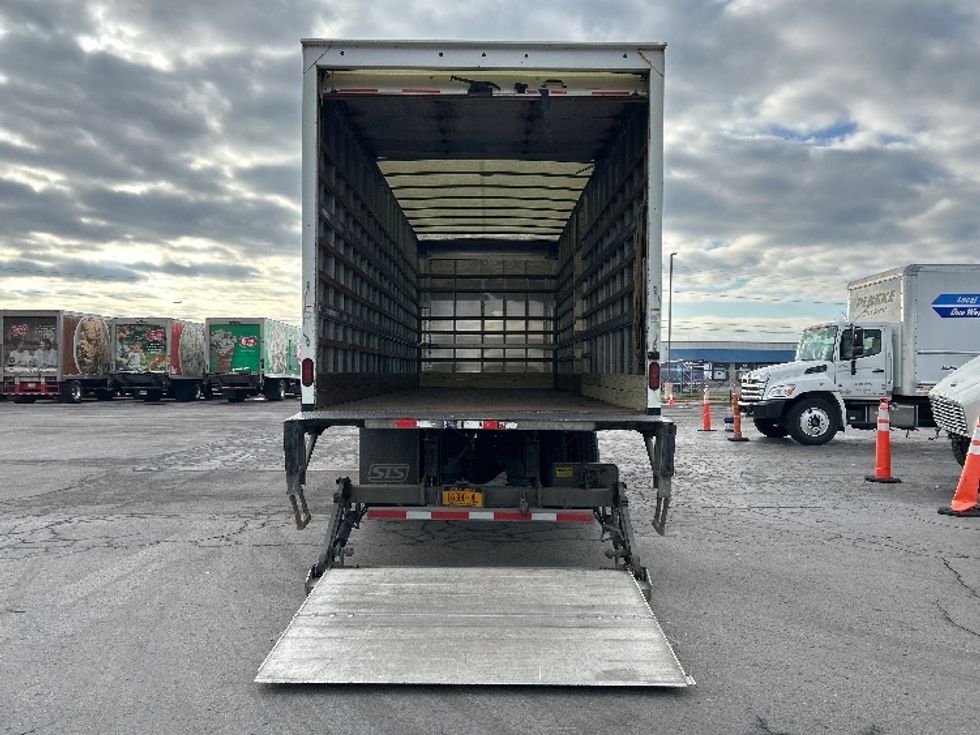 Medium Duty Box Truck-Light and Medium Duty Trucks-International-2019-4300-Liverpool-NY-328,978\n\t\tmiles-$ 20,000 - Image 9