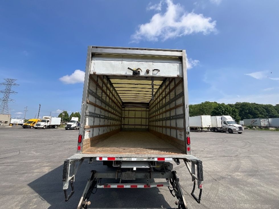 Medium Duty Box Truck-Light and Medium Duty Trucks-International-2019-4300-London-ON-292,930\n\t\tkm-$ 61,000 - Image 7