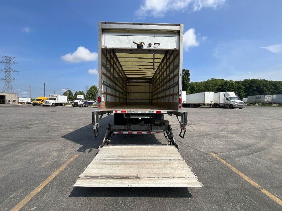Medium Duty Box Truck-Light and Medium Duty Trucks-International-2019-4300-London-ON-292,930\n\t\tkm-$ 61,000 - Image 8