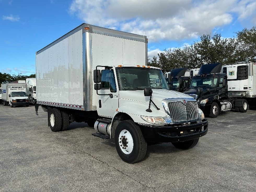Medium Duty Box Truck-Light and Medium Duty Trucks-International-2019-4300-Medley-FL-78,514\n\t\tmiles-$ 47,750 - Image 1