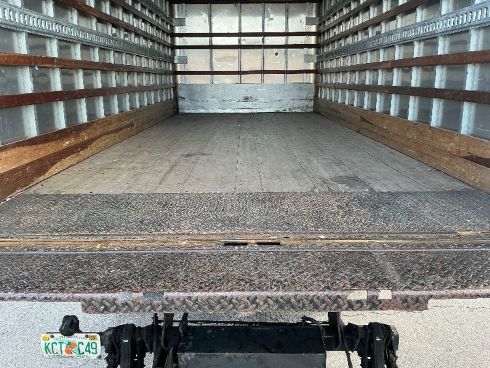 Medium Duty Box Truck-Light and Medium Duty Trucks-International-2019-4300-Medley-FL-78,514\n\t\tmiles-$ 47,750 - Image 10