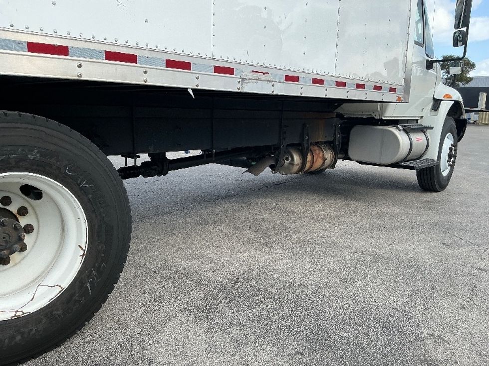 Medium Duty Box Truck-Light and Medium Duty Trucks-International-2019-4300-Medley-FL-78,514\n\t\tmiles-$ 47,750 - Image 14