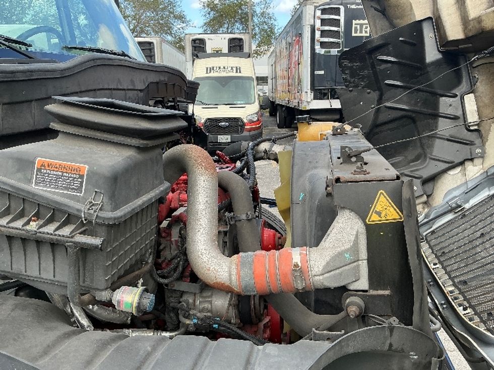 Medium Duty Box Truck-Light and Medium Duty Trucks-International-2019-4300-Medley-FL-78,514\n\t\tmiles-$ 47,750 - Image 23