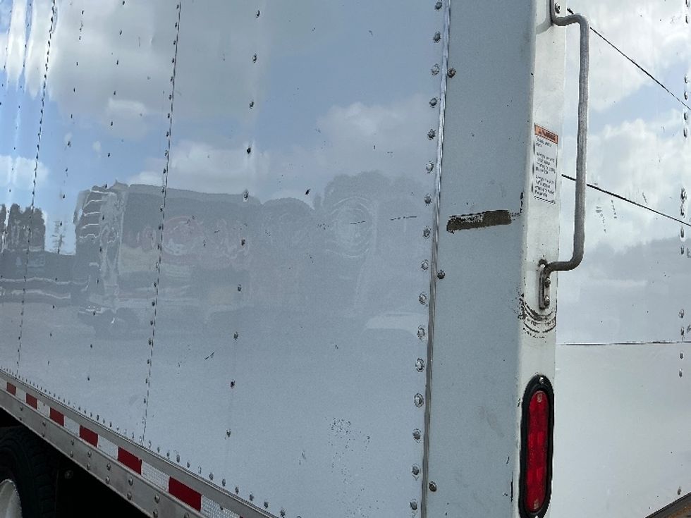 Medium Duty Box Truck-Light and Medium Duty Trucks-International-2019-4300-Medley-FL-78,514\n\t\tmiles-$ 47,750 - Image 25