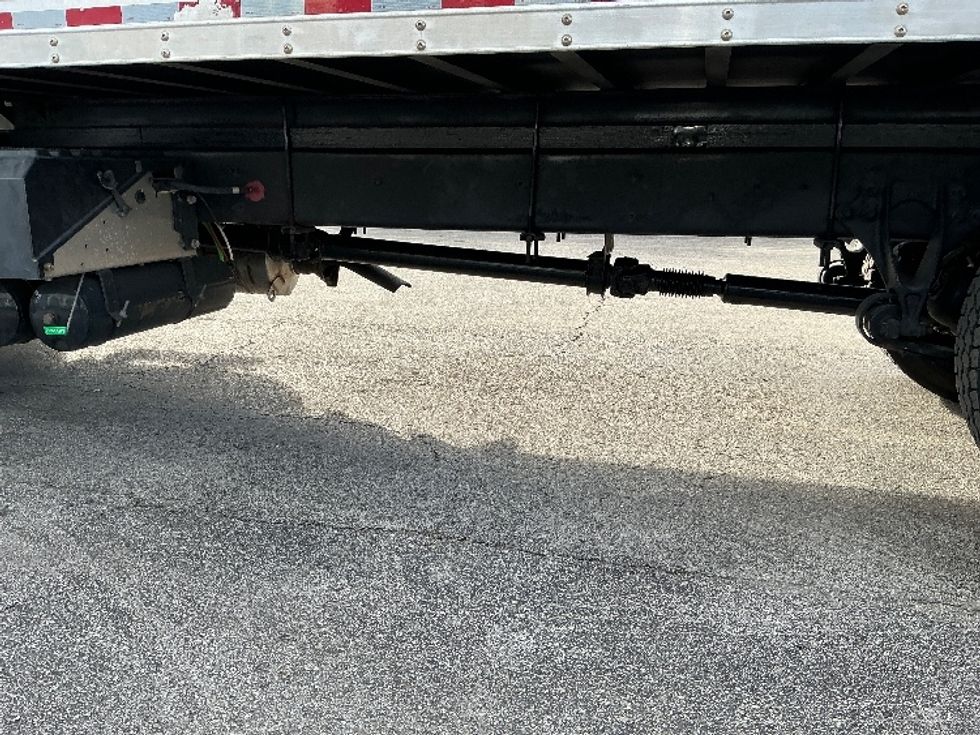 Medium Duty Box Truck-Light and Medium Duty Trucks-International-2019-4300-Medley-FL-78,514\n\t\tmiles-$ 47,750 - Image 5