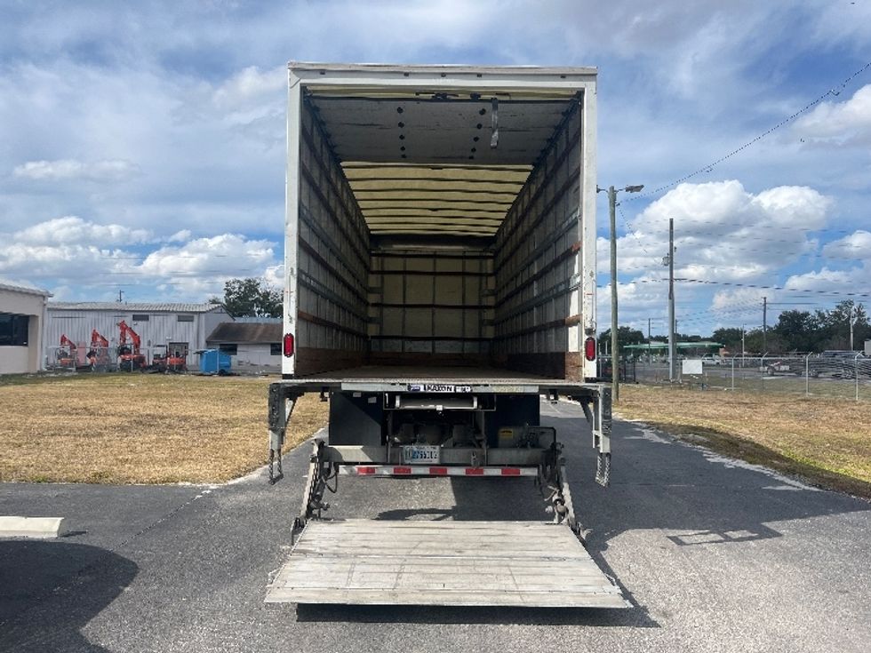 Medium Duty Box Truck-Light and Medium Duty Trucks-International-2019-4300-Melbourne-FL-172,292\n\t\tmiles-$ 44,000 - Image 9