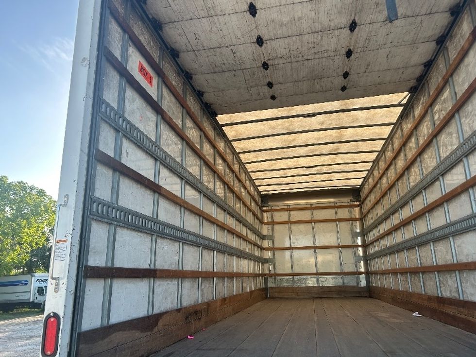 Medium Duty Box Truck-Light and Medium Duty Trucks-International-2019-4300-Melbourne-FL-339,990\n\t\tmiles-$ 9,500 - Image 11