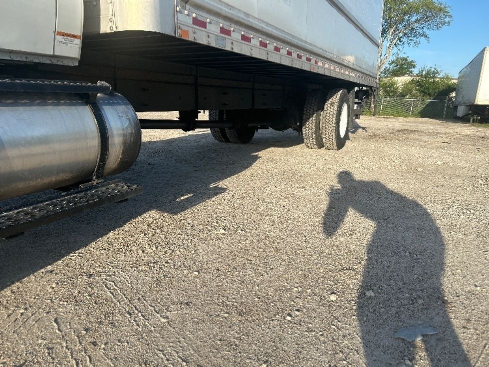 Medium Duty Box Truck-Light and Medium Duty Trucks-International-2019-4300-Melbourne-FL-339,990\n\t\tmiles-$ 9,500 - Image 5