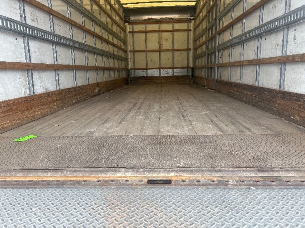 Medium Duty Box Truck-Light and Medium Duty Trucks-International-2019-4300-Memphis-TN-438,938\n\t\tmiles-$ 18,750 - Image 10