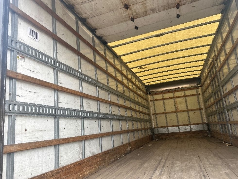 Medium Duty Box Truck-Light and Medium Duty Trucks-International-2019-4300-Memphis-TN-438,938\n\t\tmiles-$ 18,750 - Image 11