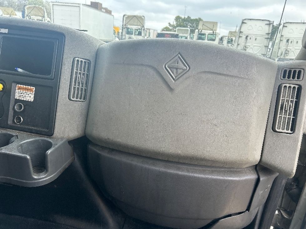 Medium Duty Box Truck-Light and Medium Duty Trucks-International-2019-4300-Memphis-TN-438,938\n\t\tmiles-$ 18,750 - Image 21