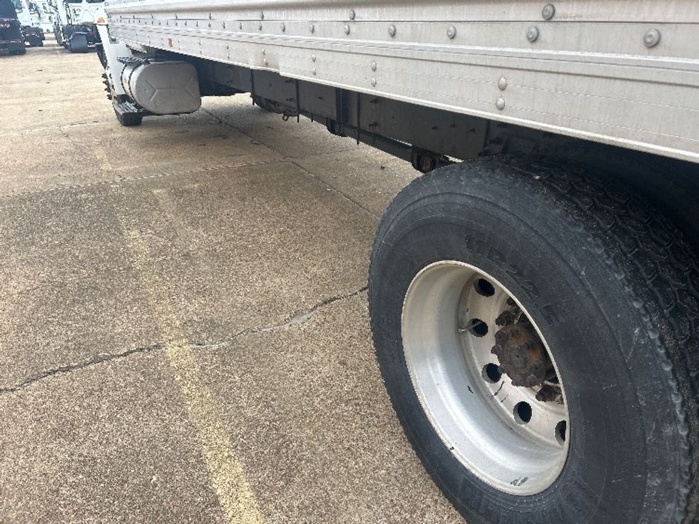 Medium Duty Box Truck-Light and Medium Duty Trucks-International-2019-4300-Memphis-TN-438,938\n\t\tmiles-$ 18,750 - Image 5