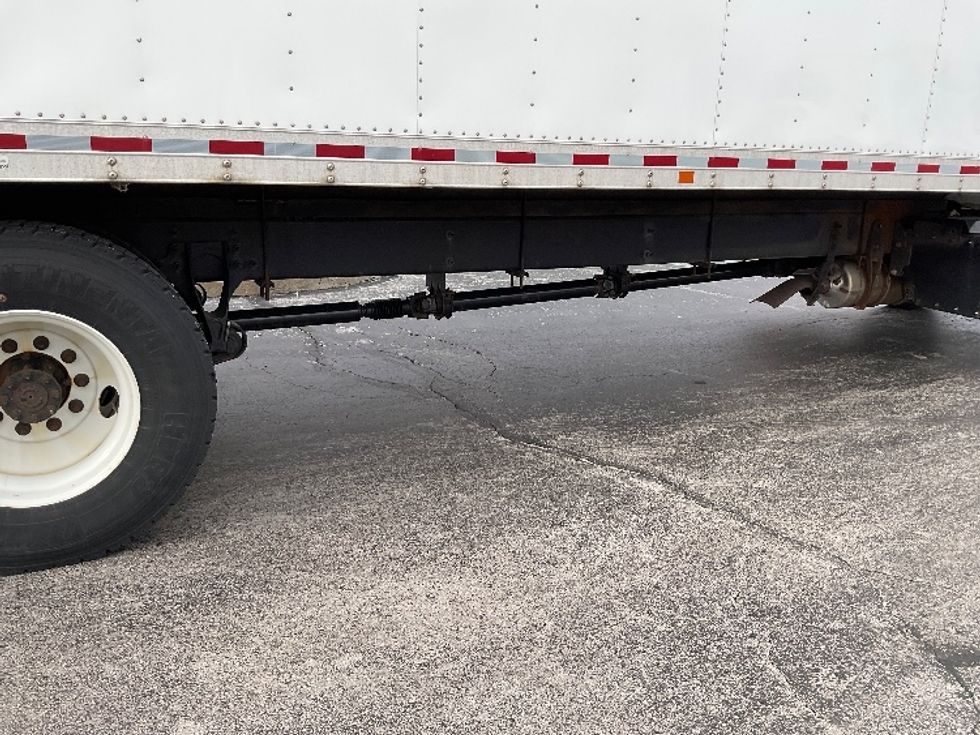 Medium Duty Box Truck-Light and Medium Duty Trucks-International-2019-4300-Middlefield-OH-144,503\n\t\tmiles-$ 46,750 - Image 14