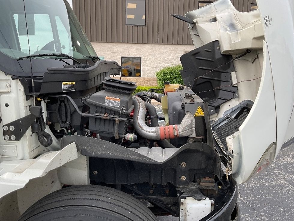 Medium Duty Box Truck-Light and Medium Duty Trucks-International-2019-4300-Middlefield-OH-144,503\n\t\tmiles-$ 46,750 - Image 23