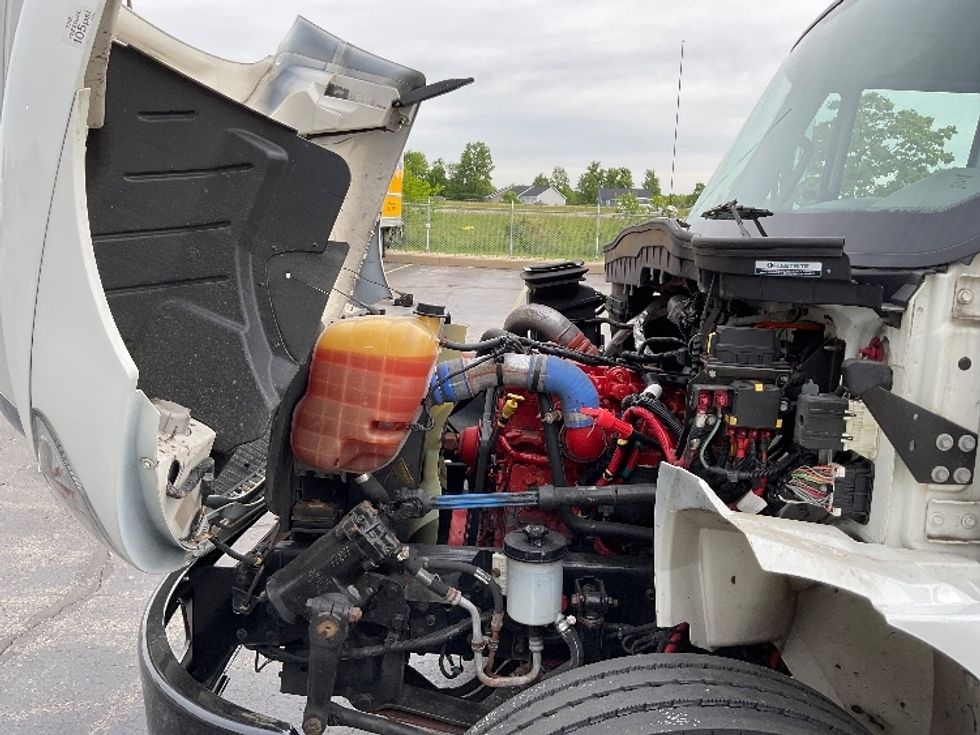 Medium Duty Box Truck-Light and Medium Duty Trucks-International-2019-4300-Middlefield-OH-144,503\n\t\tmiles-$ 46,750 - Image 24