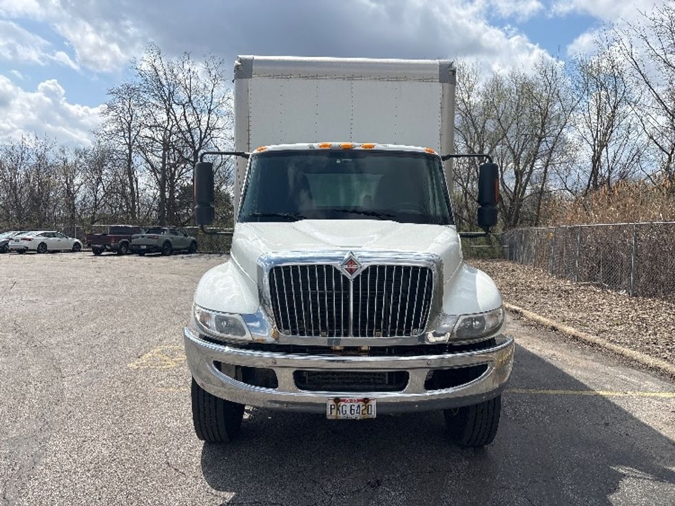 Medium Duty Box Truck-Light and Medium Duty Trucks-International-2019-4300-Middlefield-OH-229,316\n\t\tmiles-$ 40,750 - Image 2