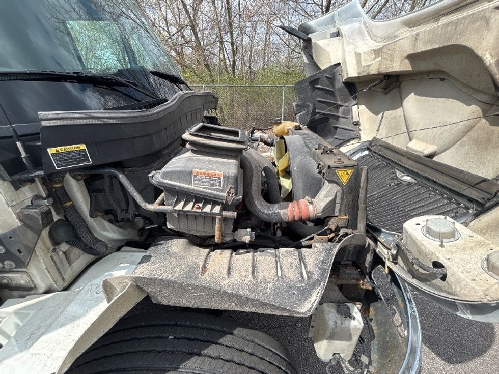 Medium Duty Box Truck-Light and Medium Duty Trucks-International-2019-4300-Middlefield-OH-229,316\n\t\tmiles-$ 40,750 - Image 23