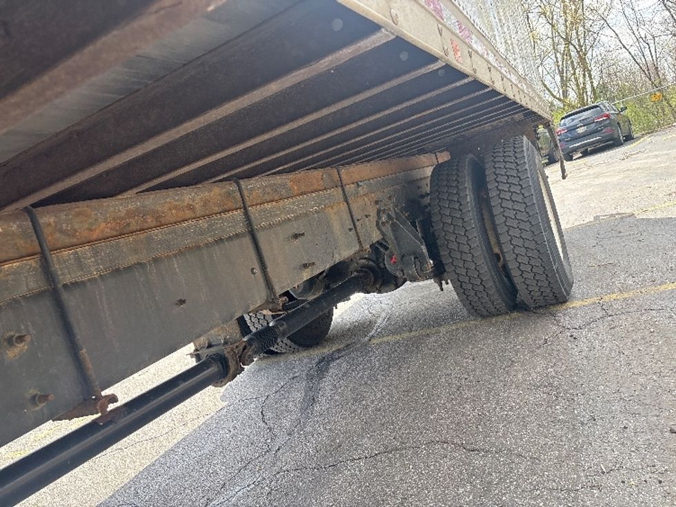 Medium Duty Box Truck-Light and Medium Duty Trucks-International-2019-4300-Middlefield-OH-229,316\n\t\tmiles-$ 40,750 - Image 5