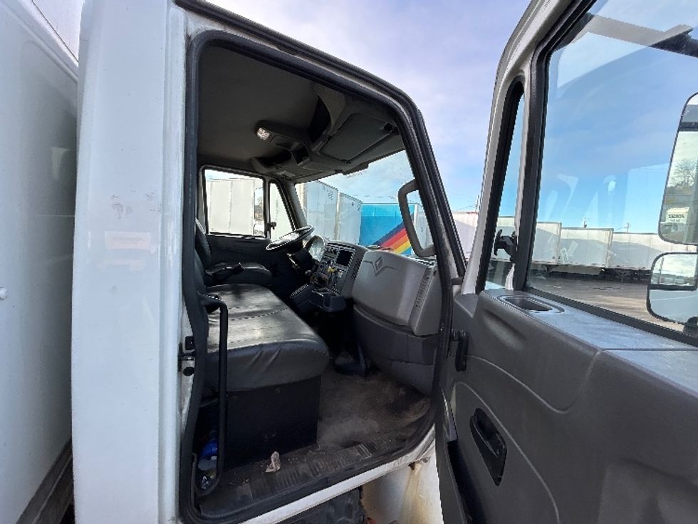 Medium Duty Box Truck-Light and Medium Duty Trucks-International-2019-4300-Minoa-NY-310,846\n\t\tmiles-$ 20,000 - Image 19