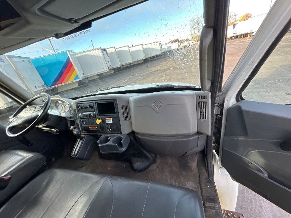 Medium Duty Box Truck-Light and Medium Duty Trucks-International-2019-4300-Minoa-NY-310,846\n\t\tmiles-$ 20,000 - Image 20