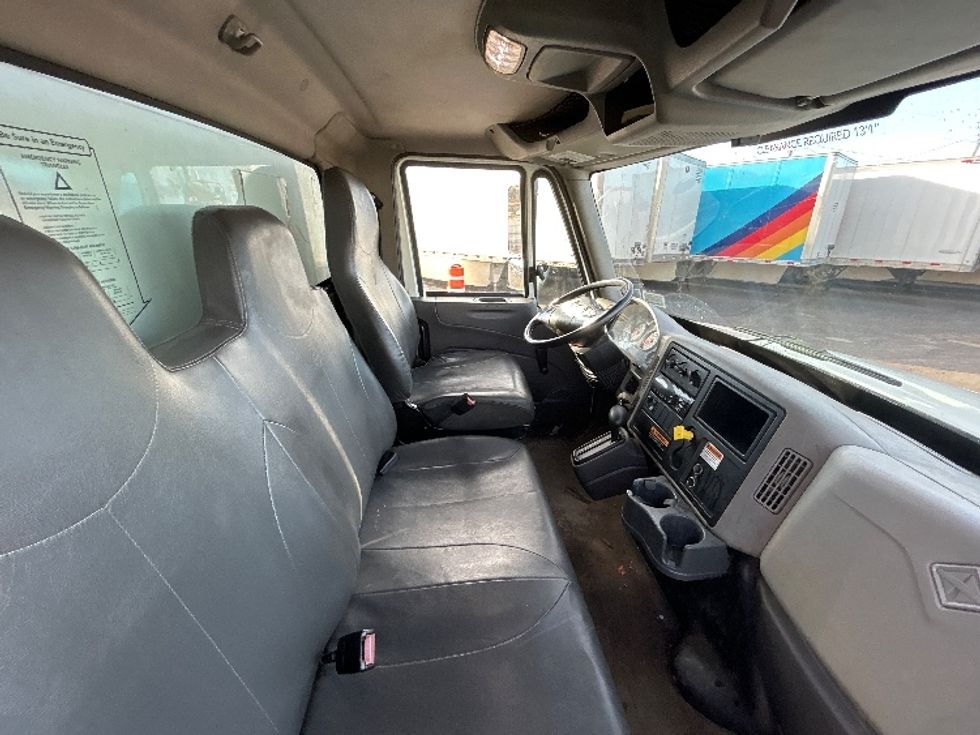 Medium Duty Box Truck-Light and Medium Duty Trucks-International-2019-4300-Minoa-NY-310,846\n\t\tmiles-$ 20,000 - Image 21