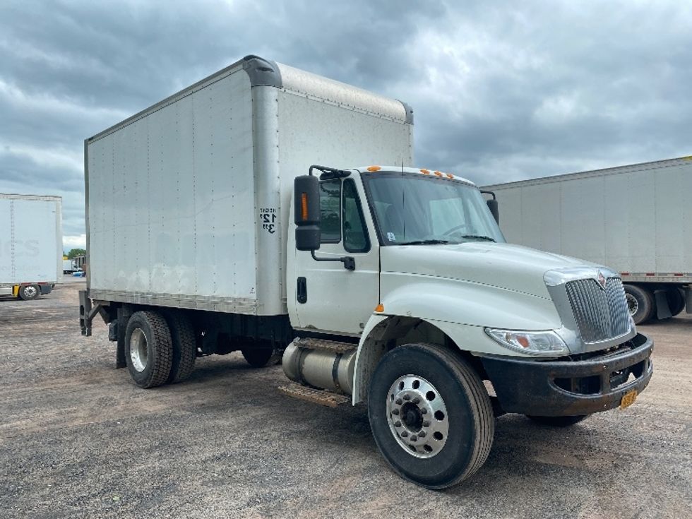 Medium Duty Box Truck-Light and Medium Duty Trucks-International-2019-4300-Minoa-NY-317,435\n\t\tmiles-$ 20,750 - Image 1