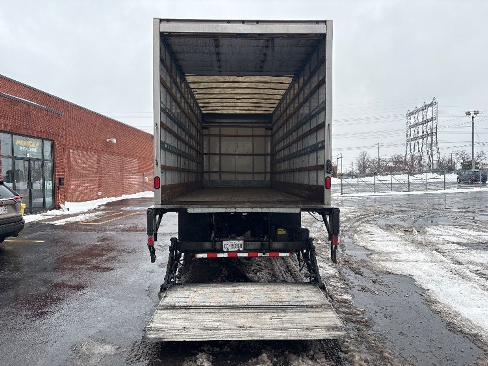 Medium Duty Box Truck-Light and Medium Duty Trucks-International-2019-4300-Mississauga-ON-232,344\n\t\tkm-$ 61,500 - Image 8