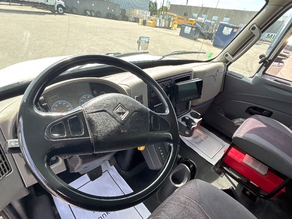 Medium Duty Box Truck-Light and Medium Duty Trucks-International-2019-4300-Mississauga-ON-557,595\n\t\tkm-$ 23,500 - Image 17