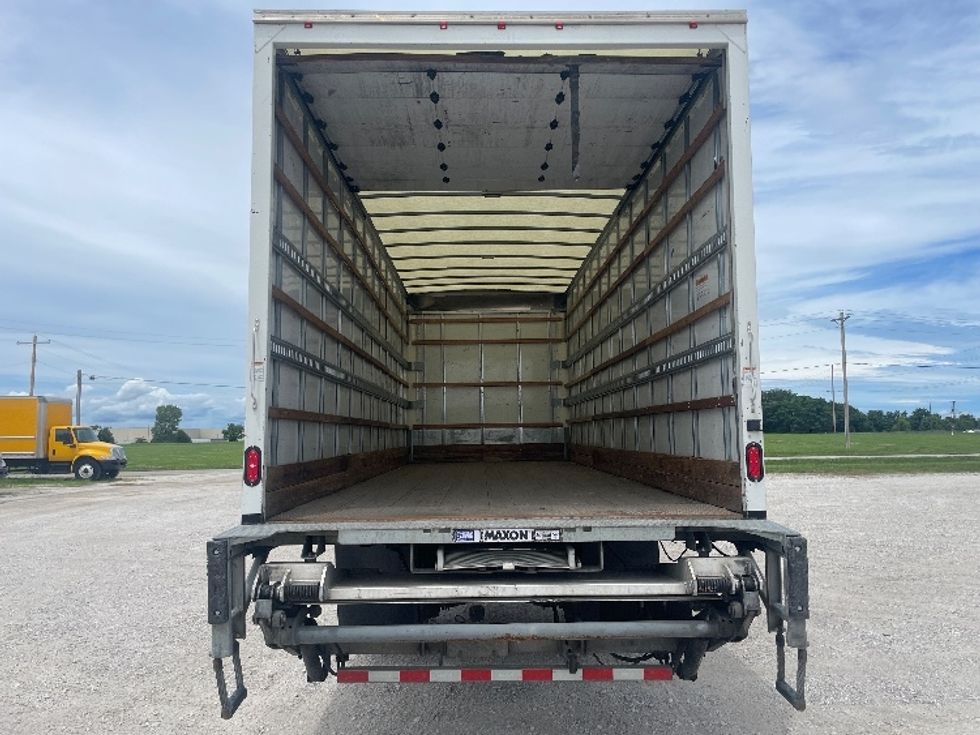 Medium Duty Box Truck-Light and Medium Duty Trucks-International-2019-4300-Moberly-MO-168,310\n\t\tmiles-$ 44,750 - Image 9