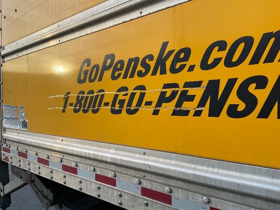 Medium Duty Box Truck-Light and Medium Duty Trucks-International-2019-4300-Montebello-CA-189,010\n\t\tmiles-$ 46,250 - Image 25