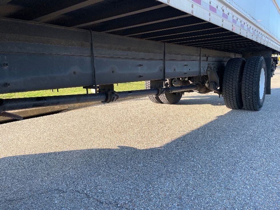 Medium Duty Box Truck-Light and Medium Duty Trucks-International-2019-4300-Montgomery-AL-359,486\n\t\tmiles-$ 21,250 - Image 5
