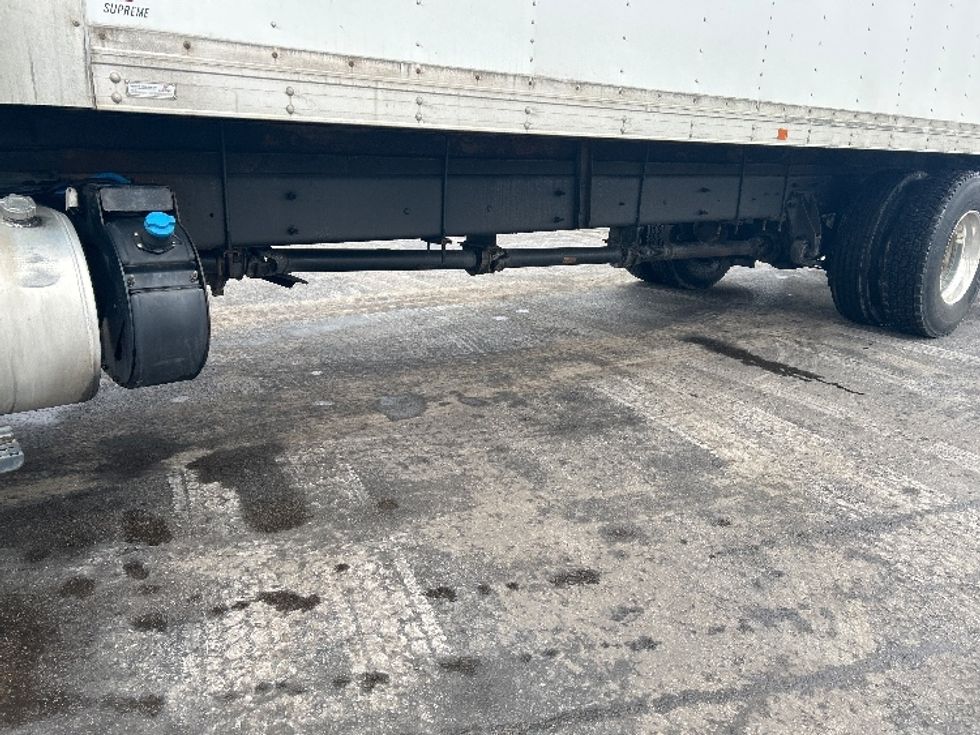 Medium Duty Box Truck-Light and Medium Duty Trucks-International-2019-4300-Mount Pleasant-PA-180,935\n\t\tmiles-$ 39,250 - Image 5
