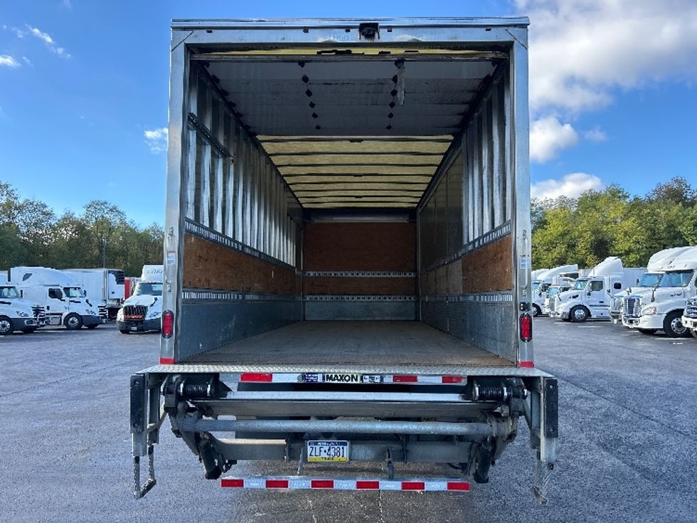 Medium Duty Box Truck-Light and Medium Duty Trucks-International-2019-4300-Mount Pleasant-PA-215,232\n\t\tmiles-$ 38,000 - Image 8