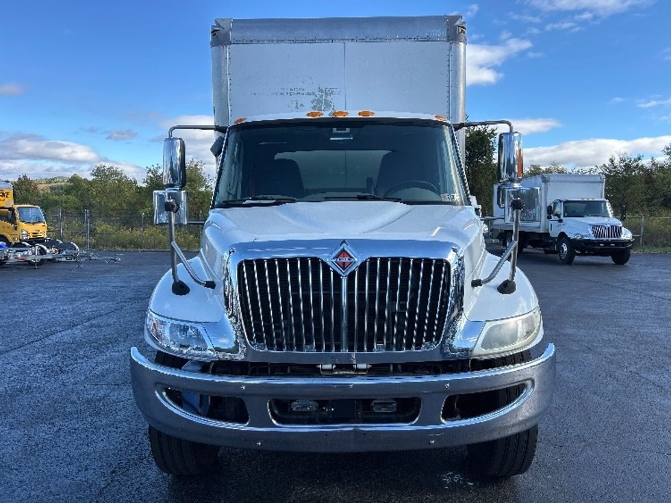 Medium Duty Box Truck-Light and Medium Duty Trucks-International-2019-4300-Mount Pleasant-PA-215,232\n\t\tmiles-$ 38,000 - Image 2