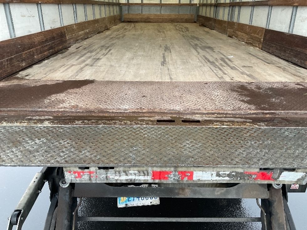 Medium Duty Box Truck-Light and Medium Duty Trucks-International-2019-4300-New Castle-DE-206,743\n\t\tmiles-$ 29,500 - Image 10