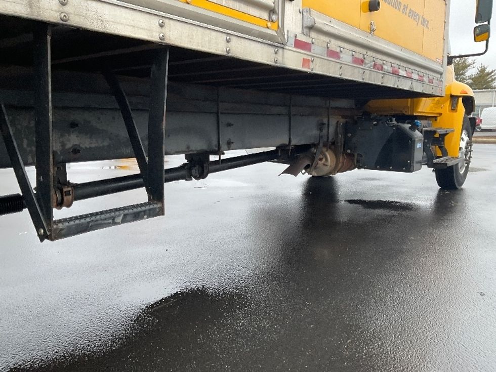 Medium Duty Box Truck-Light and Medium Duty Trucks-International-2019-4300-New Castle-DE-206,743\n\t\tmiles-$ 29,500 - Image 14