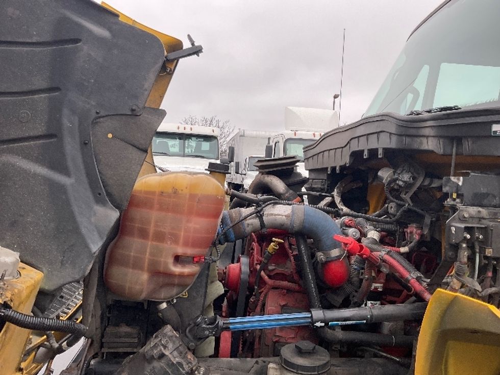 Medium Duty Box Truck-Light and Medium Duty Trucks-International-2019-4300-New Castle-DE-206,743\n\t\tmiles-$ 29,500 - Image 24