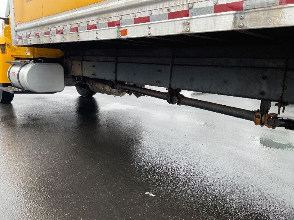 Medium Duty Box Truck-Light and Medium Duty Trucks-International-2019-4300-New Castle-DE-206,743\n\t\tmiles-$ 29,500 - Image 5