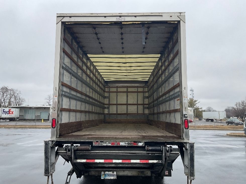 Medium Duty Box Truck-Light and Medium Duty Trucks-International-2019-4300-New Castle-DE-206,743\n\t\tmiles-$ 29,500 - Image 8